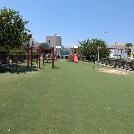 Kapparis Mythical Sands Apartament *